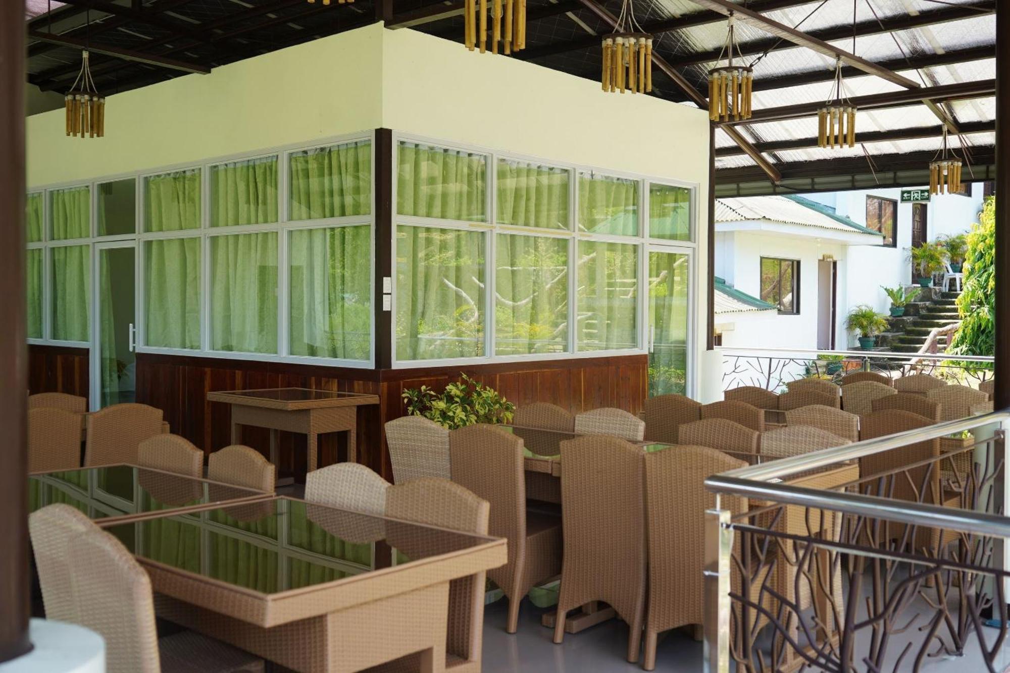 Hidden Valley Mountain And Wavepool Resort Pinamungahan 外观 照片