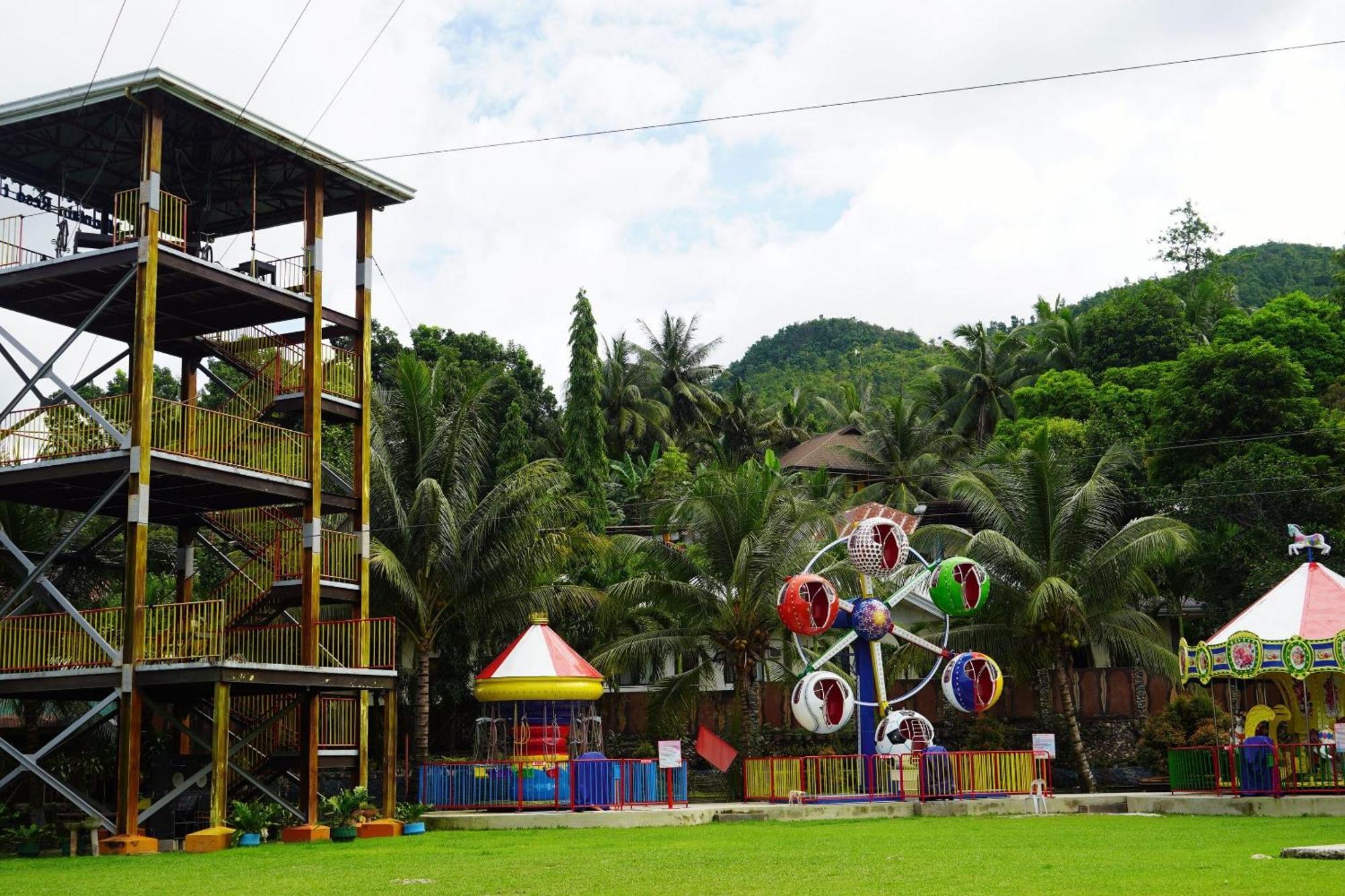 Hidden Valley Mountain And Wavepool Resort Pinamungahan 外观 照片