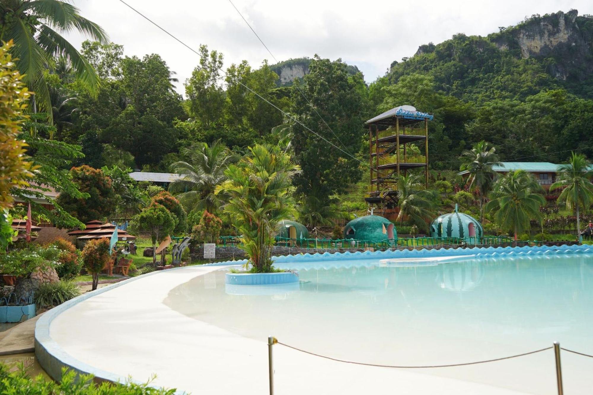 Hidden Valley Mountain And Wavepool Resort Pinamungahan 外观 照片